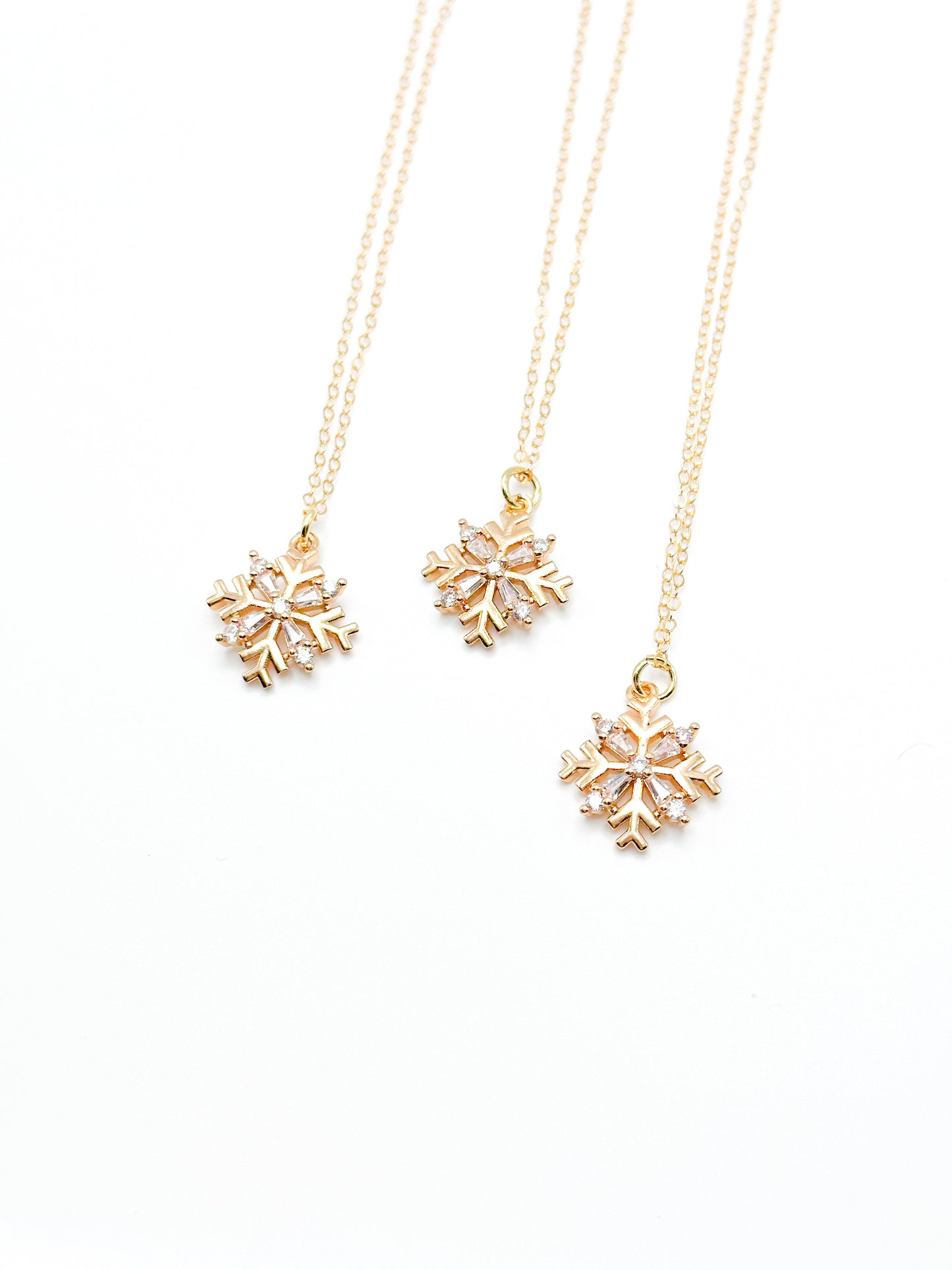 Gold snowflake necklace