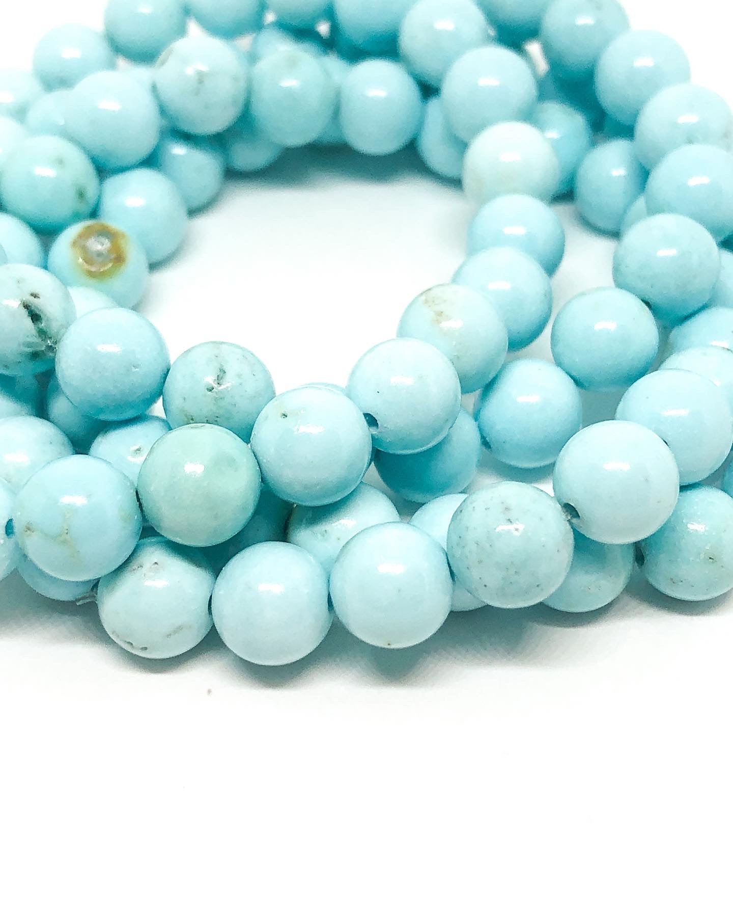 Magnesite beaded bracelet