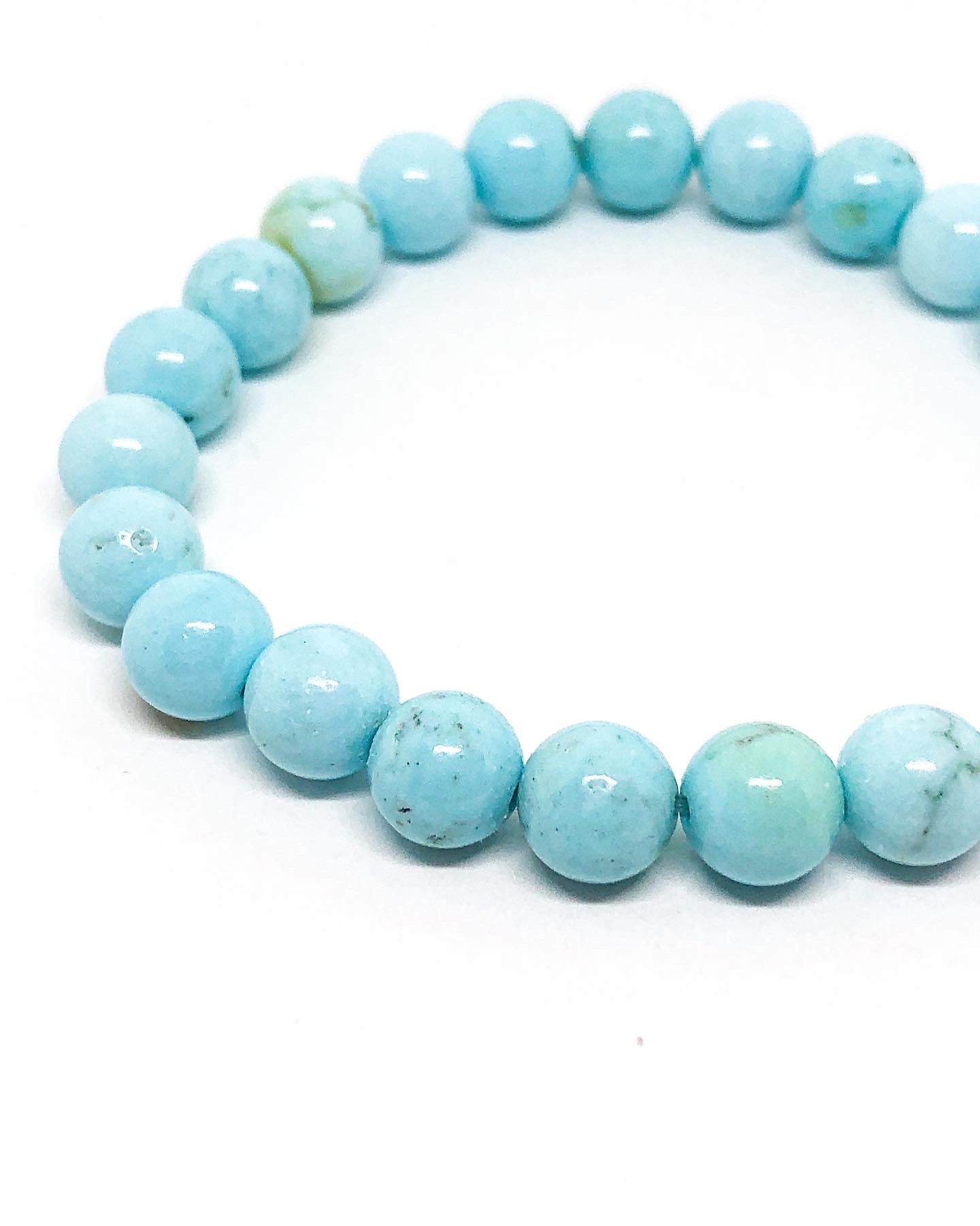 Magnesite beaded bracelet