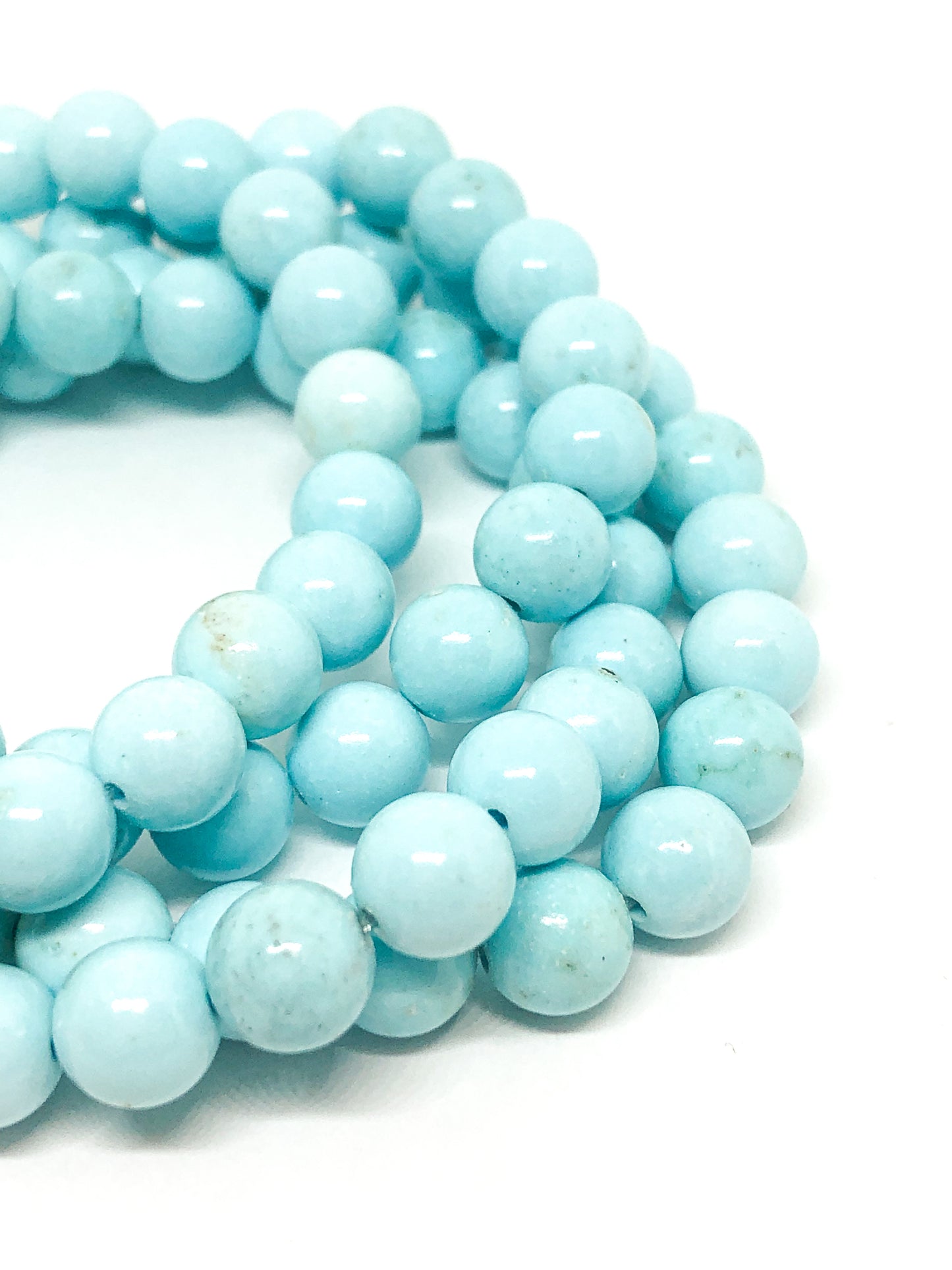 Magnesite beaded bracelet