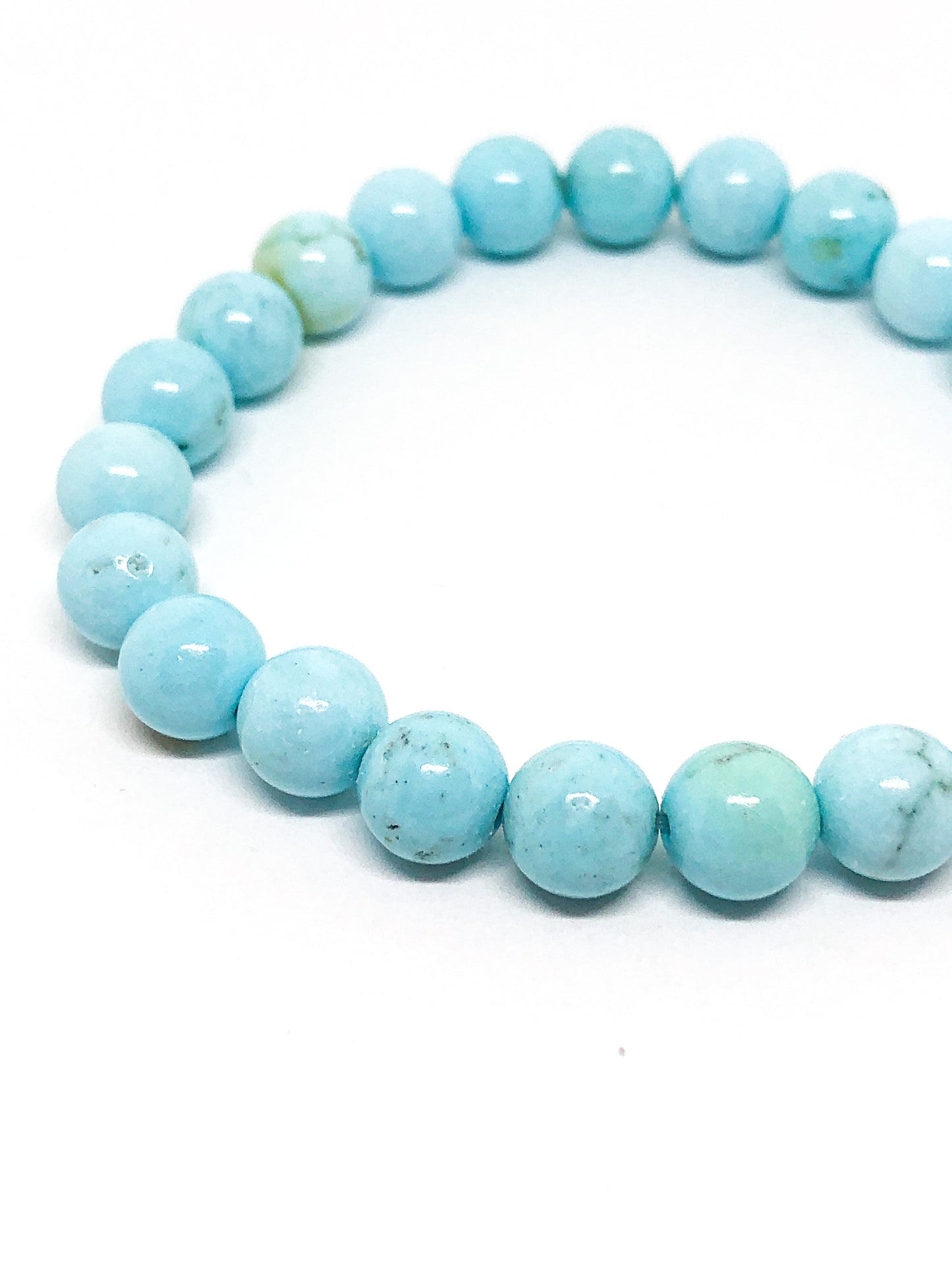 Magnesite beaded bracelet