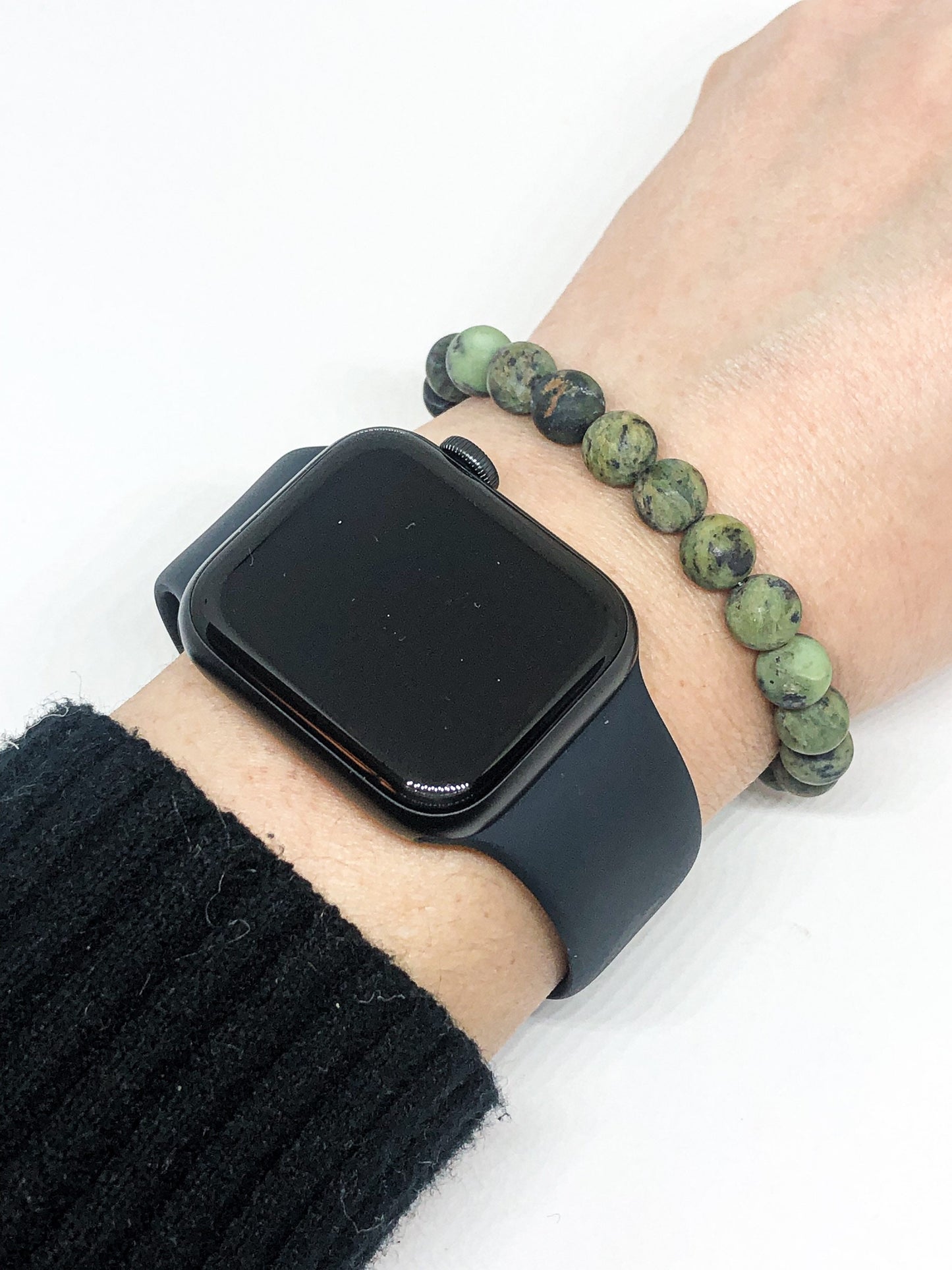 Black and green speckled jade bracelet