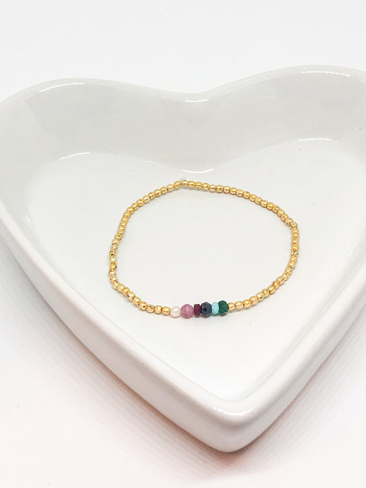 Personalized Mother's Day gift - custom birthstone bracelet